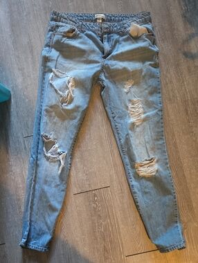 Forever 21 Light Blue Ripped Boyfriend Jeans